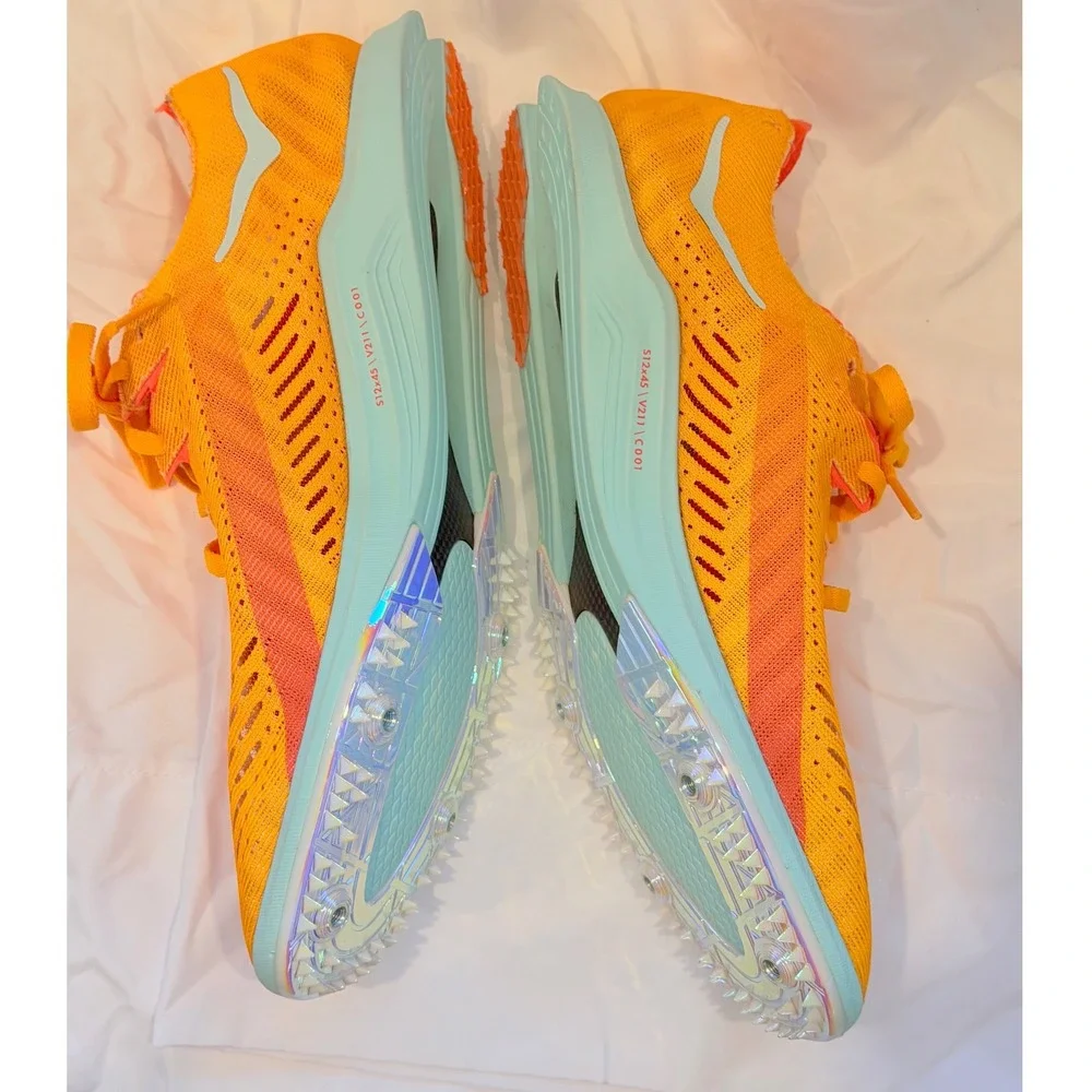 Hoka One One hoka one